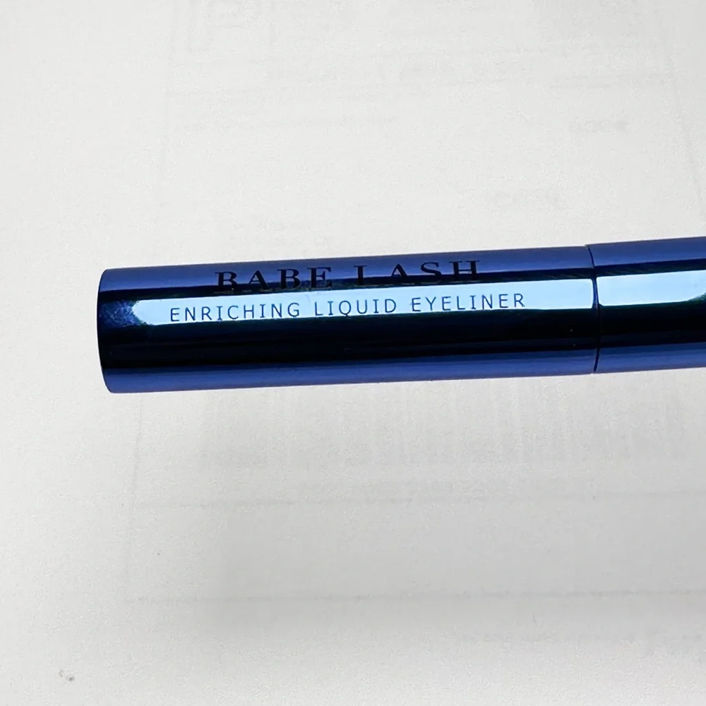 Babe Lash Enriching Liquid Eyeliner NWOB